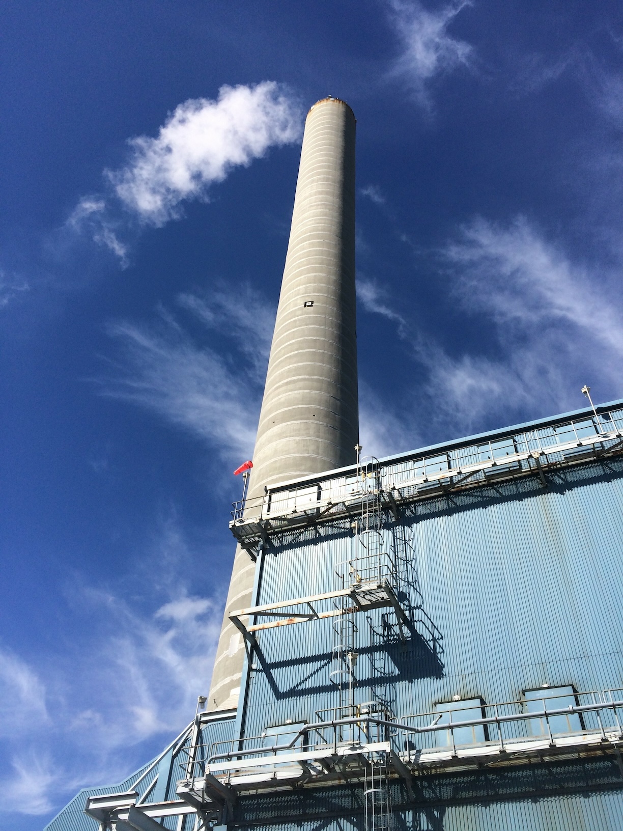 Upgrade der Filtermedien in einem Kohlekraftwerk im Westen der USA verbessert die Leistung der Filteranlage erheblich