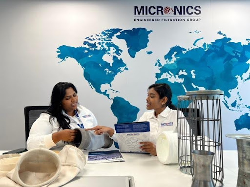 Jebie K, engenheiro mecânico, e Priskilla Jeya Rani, engenheira ambiental